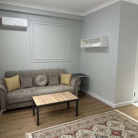 Апарт-Отель Amz Almaty Extérieur photo
