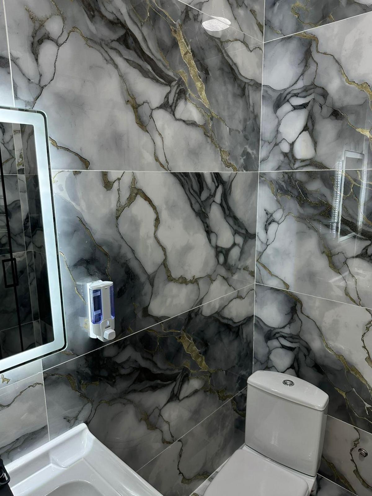 Апарт-Отель Amz Almaty Extérieur photo