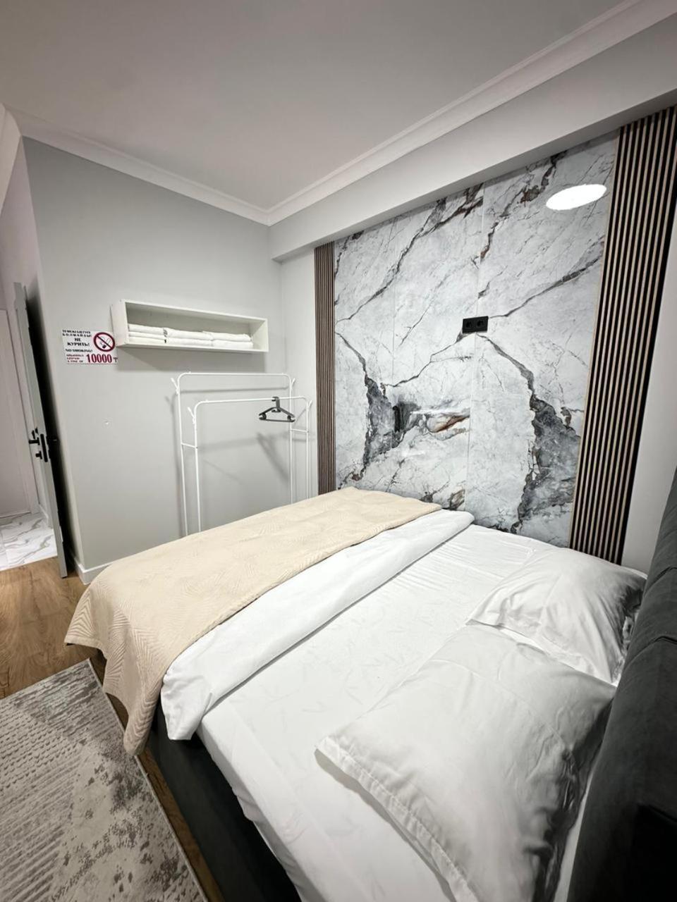 Апарт-Отель Amz Almaty Extérieur photo